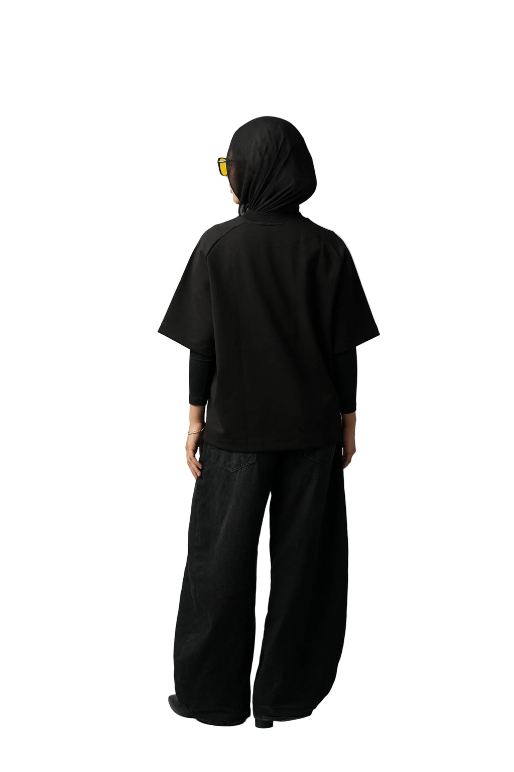 BLACK BOXY T-SHIRT